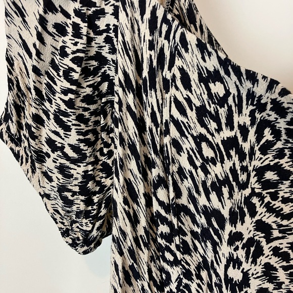 & Other Stories Leopard Print Dress - Picture 2 of 7